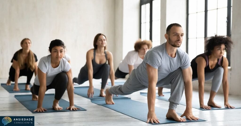 Yoga para ansiedade: Postura do Corredor (Ashva Sanchalanasana).